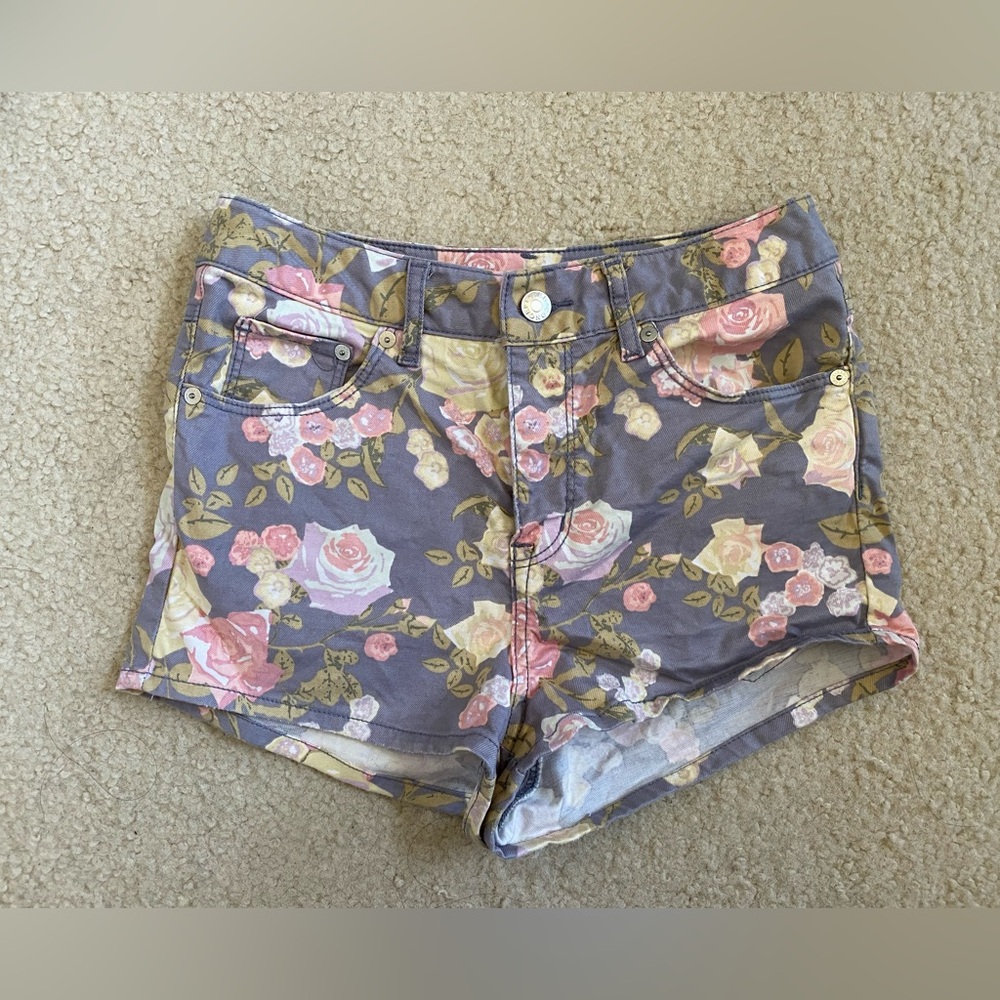 H&M Floral Shorts Size 4